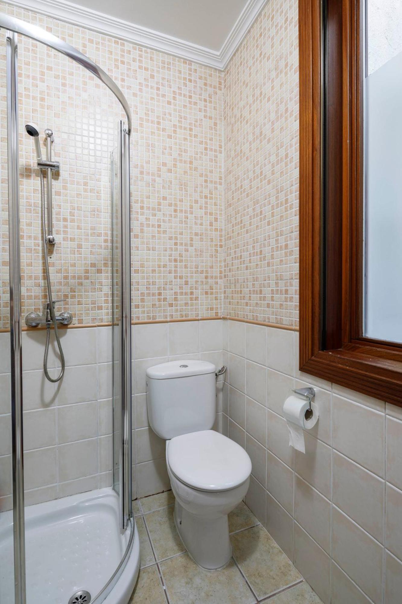 Con Encanto En El Casco Antiguo By Cabana Rentals 比戈 外观 照片